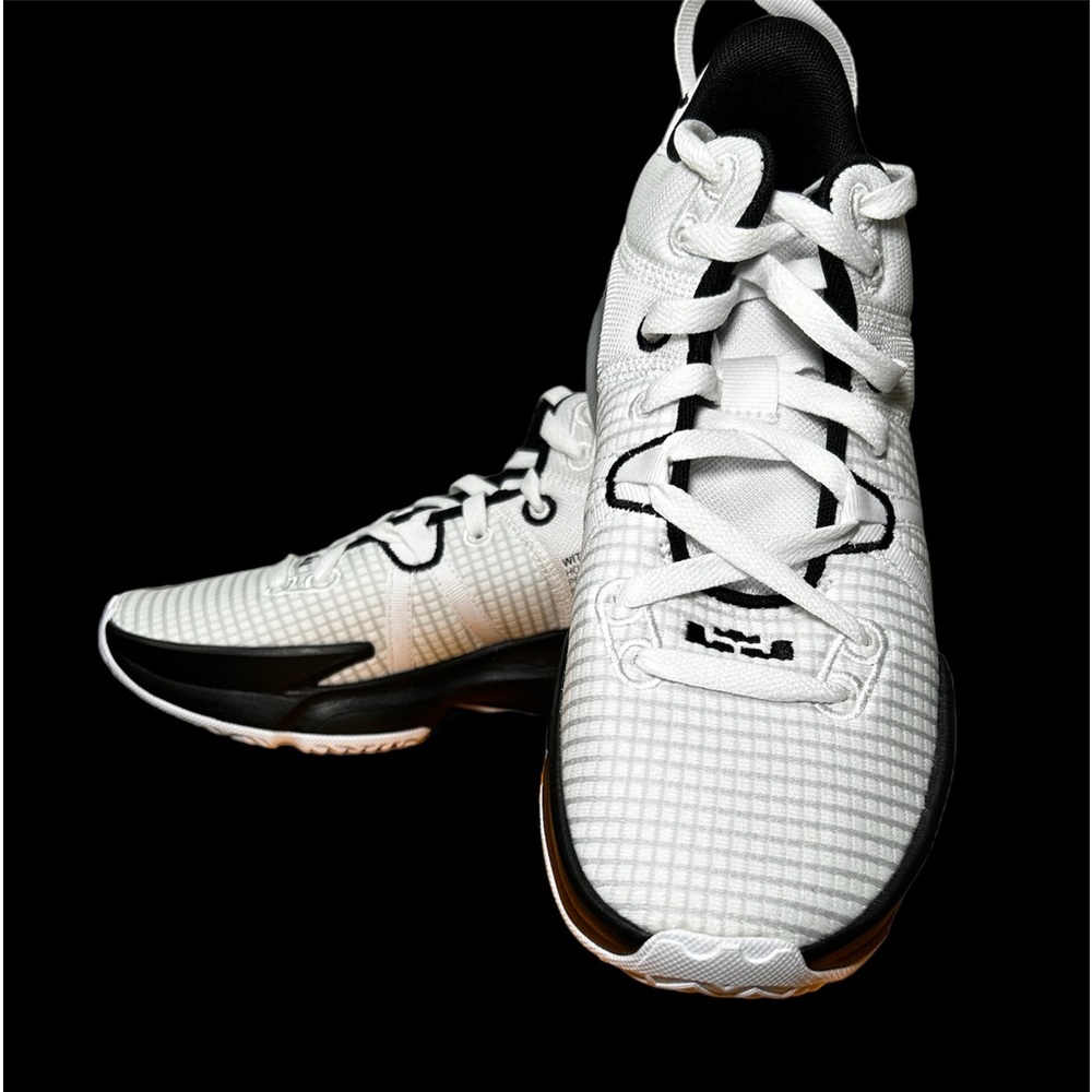 Men’s white and black Nike Labron Witness V11 court shoes.  New in Box.